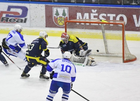 HC Stadion lehce zvítězil nad Trutnovem HC Stadion lehce zvítězil nad Trutnovem